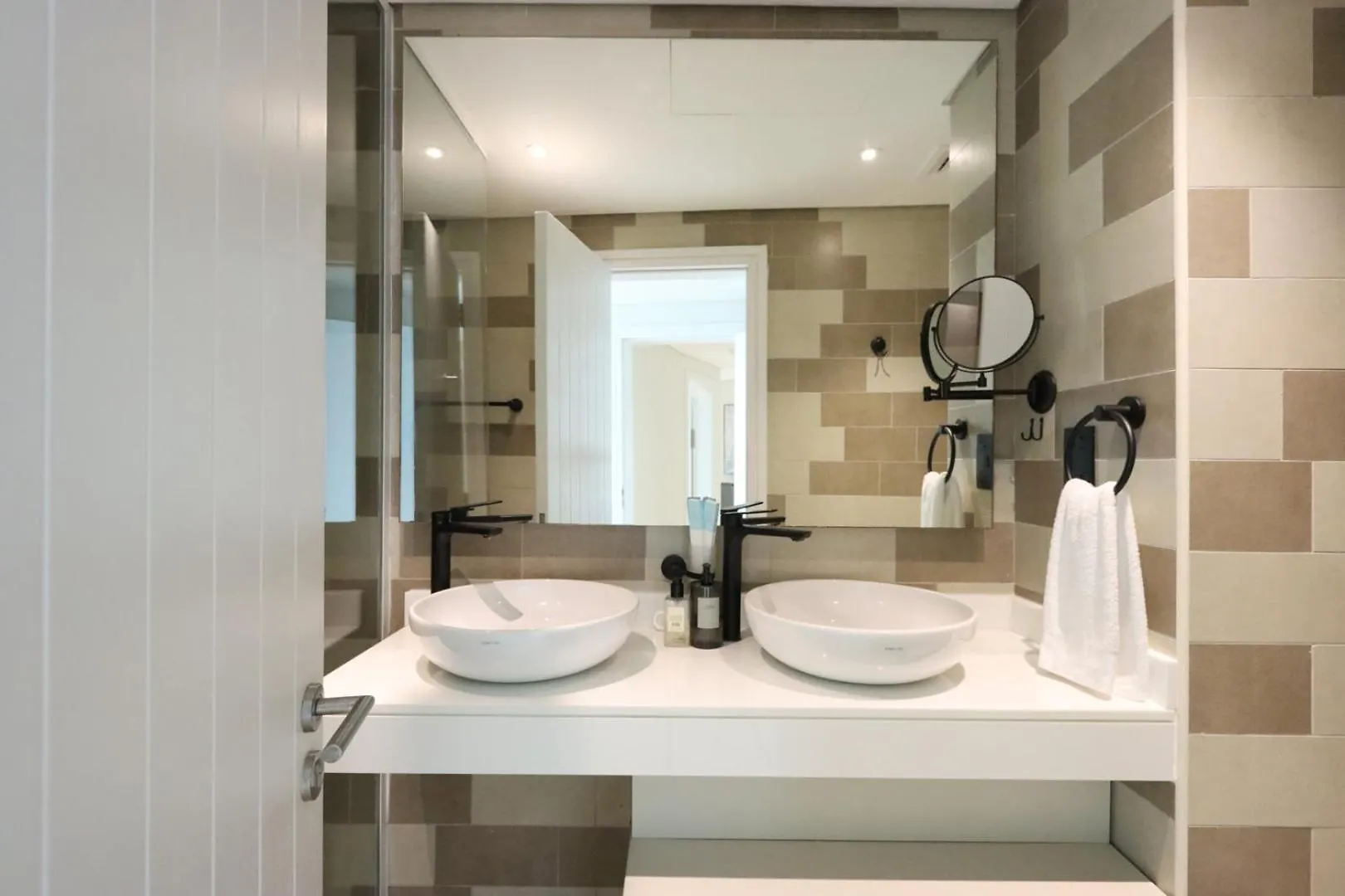 Livbnb-Upgraded 2Br With Iconic Dubai Marina Views