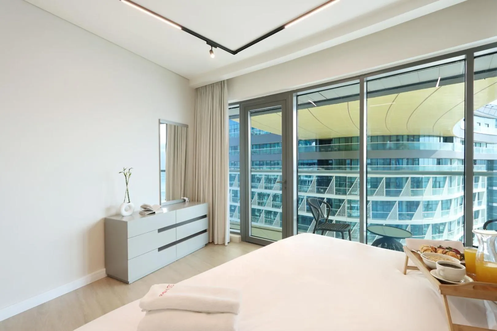 Livbnb-Upgraded 2Br With Iconic Dubai Marina Views Apartment