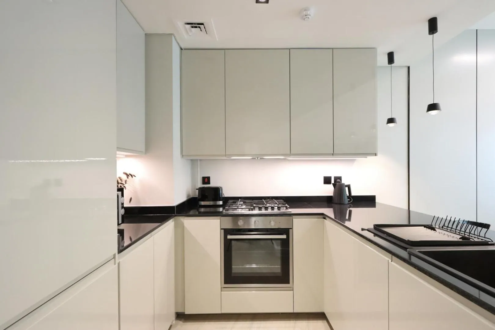 Livbnb-Upgraded 2Br With Iconic Dubai Marina Views 0*,  United Arab Emirates